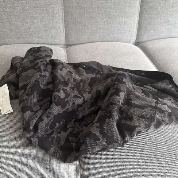 Lululemon Lightweight Vinyasa Scarf Wrap Camo Black Gray One Size Versatile - Picture 4 of 5